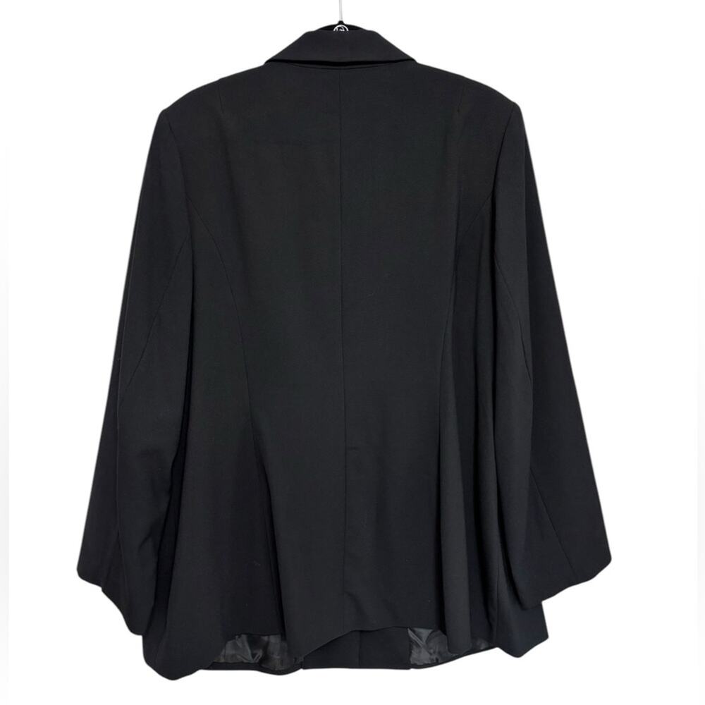 Lane Bryant Single Breasted Blazer in Black - Size 22 - Picture 2 of 7